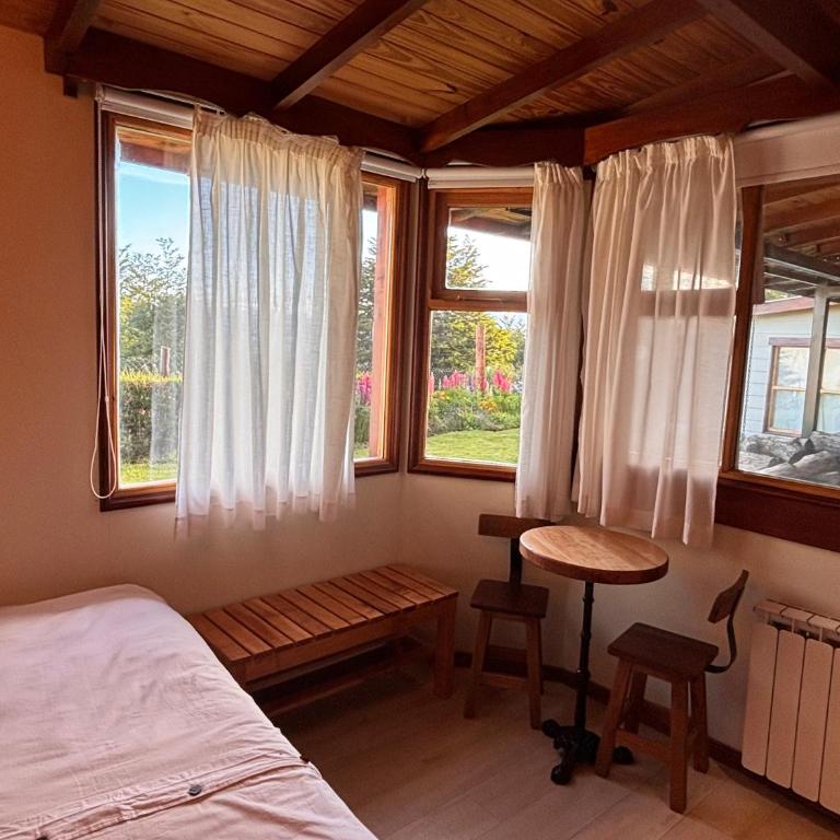 Ushuaia Lodge - Habitación Doble Superior con vistas al canal Beagle - 5
