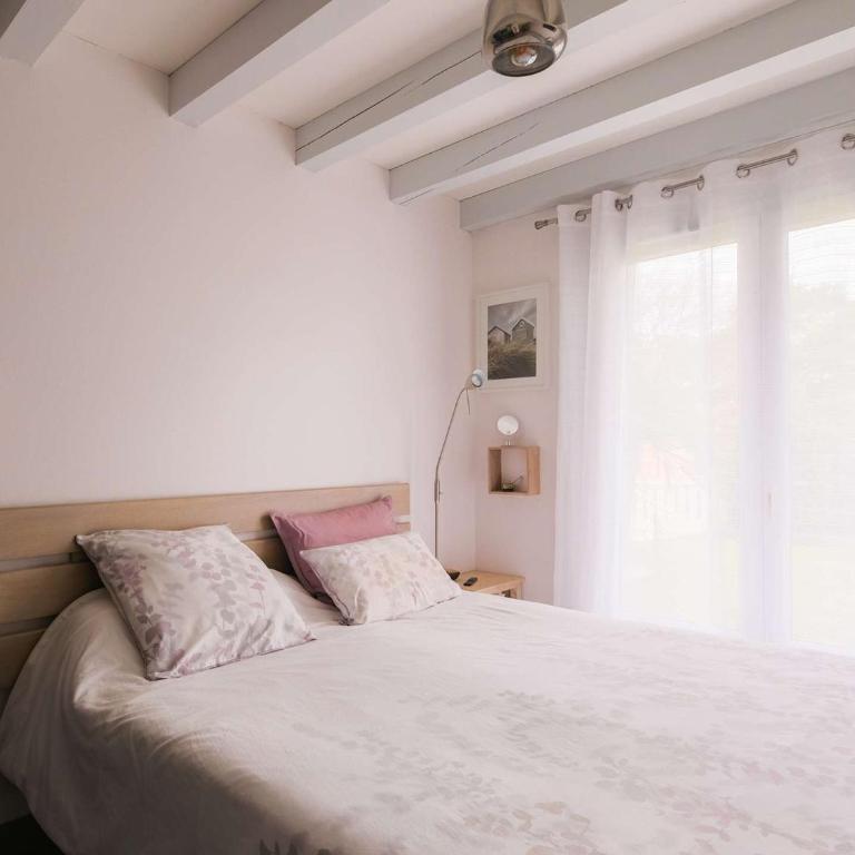 Maison de charme à Biscarrosse Plage, 8 pers, proche océan, jardin spacieux, terrasse, annexe. - FR-1-877-40 - Villa - 11