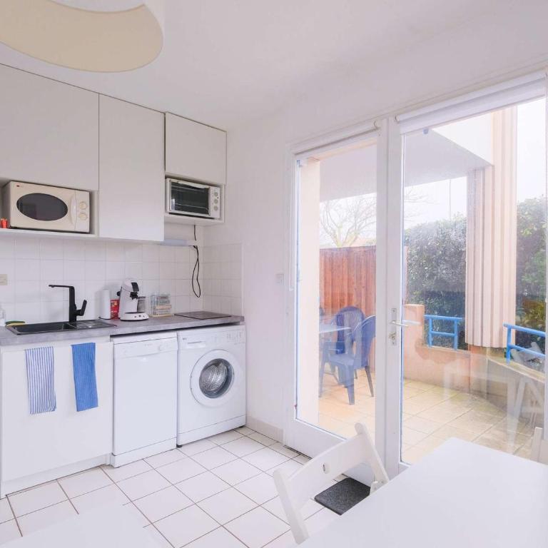 Biscarrosse Plage Apt Terrasse 4 pers avec Parking - FR-1-877-37 - Appartement - 2