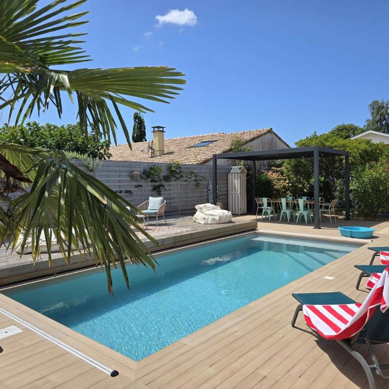 Villa 9 pers. avec piscine chauffée proche centre-ville, Biscarrosse - FR-1-877-38 - Villa - 1