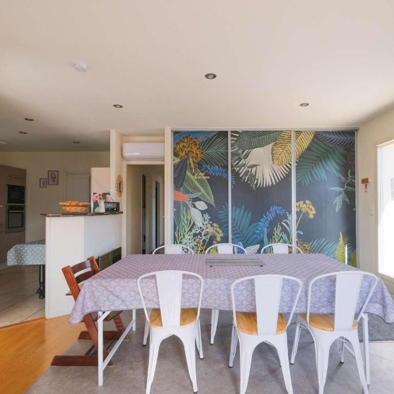 Villa 9 pers. avec piscine chauffée proche centre-ville, Biscarrosse - FR-1-877-38 - Villa - 5