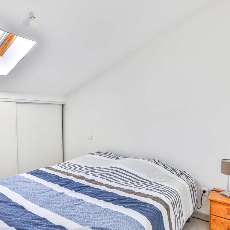 Maison contemporaine avec terrasse, 6 couchages, centre-ville Biscarrosse - FR-1-877-42 - Maison de Vacances - 14