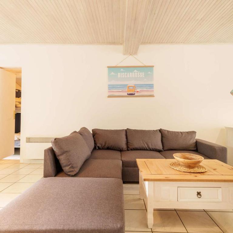 Maison 6 pers à Biscarrosse avec grande terrasse, 3 ch, jardin clos, classée 1 étoile - FR-1-877-39 - Maison de Vacances - 5