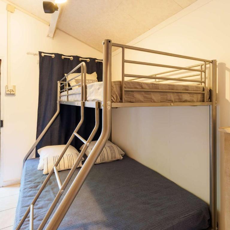 Maison 6 pers à Biscarrosse avec grande terrasse, 3 ch, jardin clos, classée 1 étoile - FR-1-877-39 - Maison de Vacances - 11