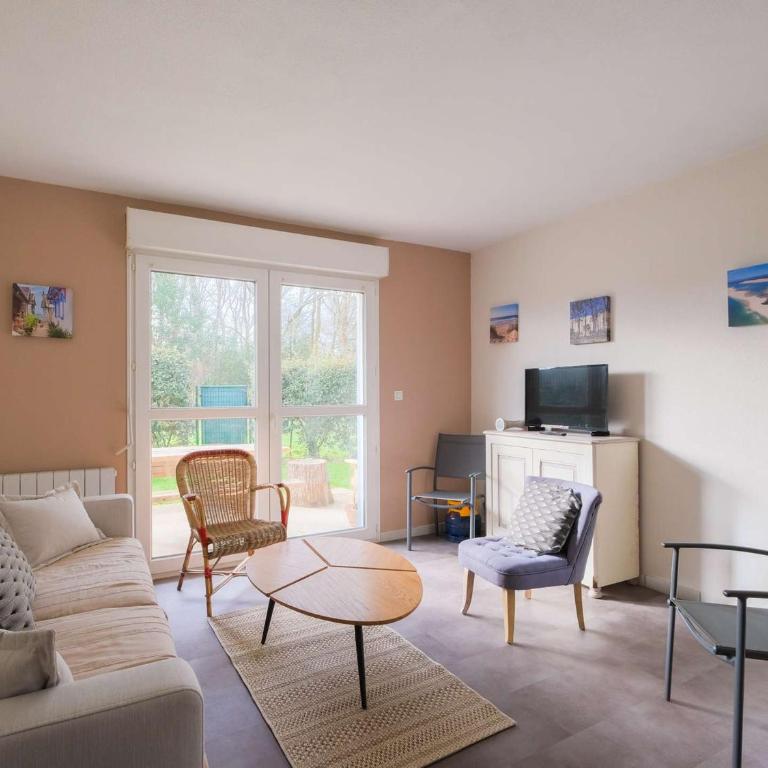 Joli T3 à Biscarrosse avec terrasse, jardin privatif, parking et wifi - proche lac et forêt - FR-1-877-44 - Appartement - 1