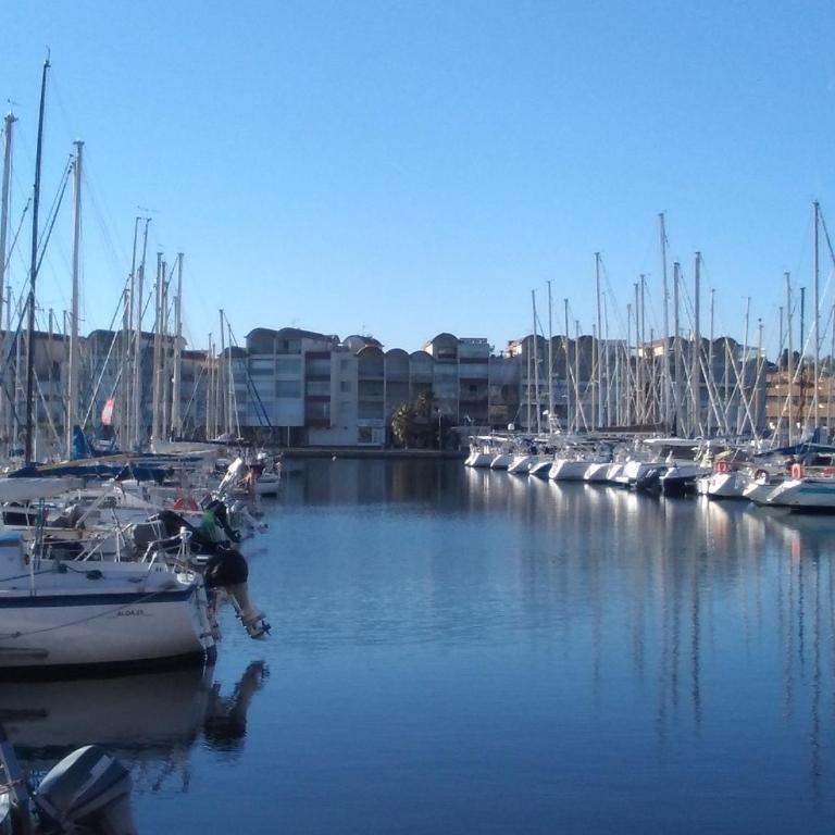 Studio Climatisé 2/3 pers avec Parking à Gruissan - FR-1-796-97 - Apartamento - 12