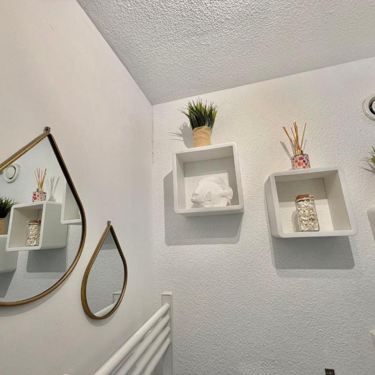Appartement avec clim près des plages - 5 pers. - FR-1-716-96 - Appartement - 6