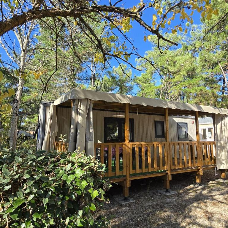 Mobil-home récent - 7 pers., forêt / plage - FR-1-777-50 - Mobile Home - 1