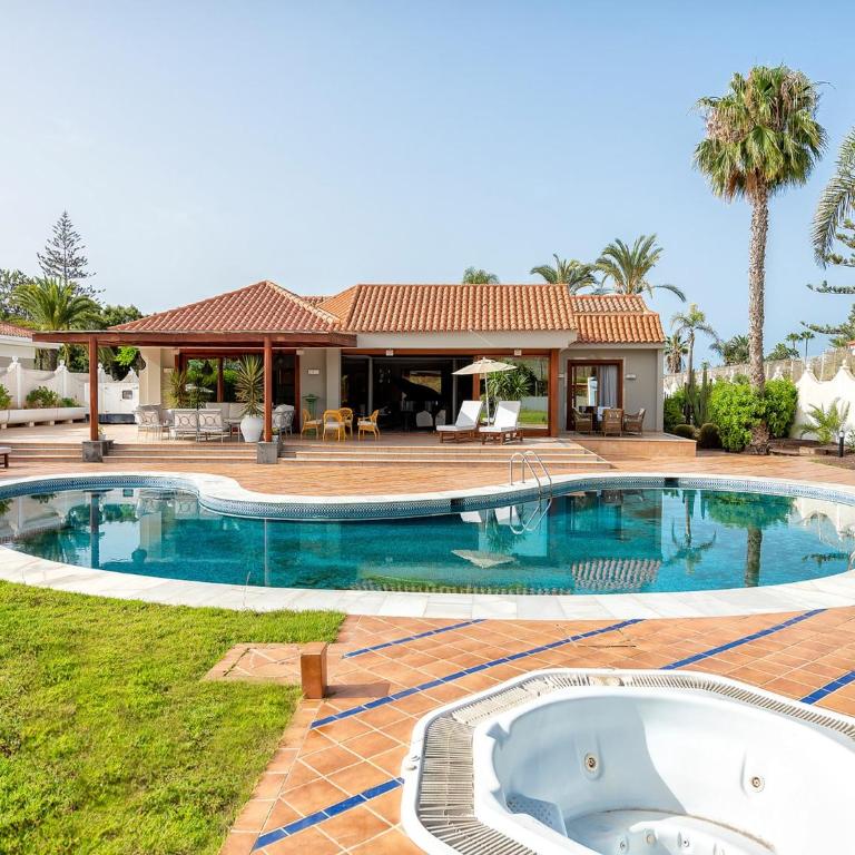 Bungalow in Maspalomas near Golf & Beach - Chalet Superior - 1