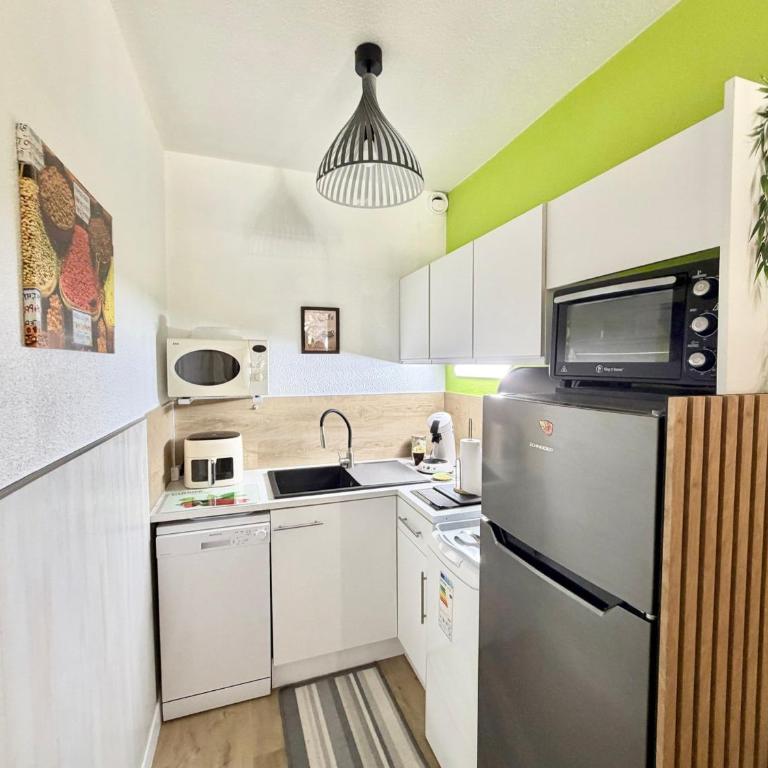 Studio clim au centre-ville - 4 pers. - FR-1-716-97 - Studio - 4