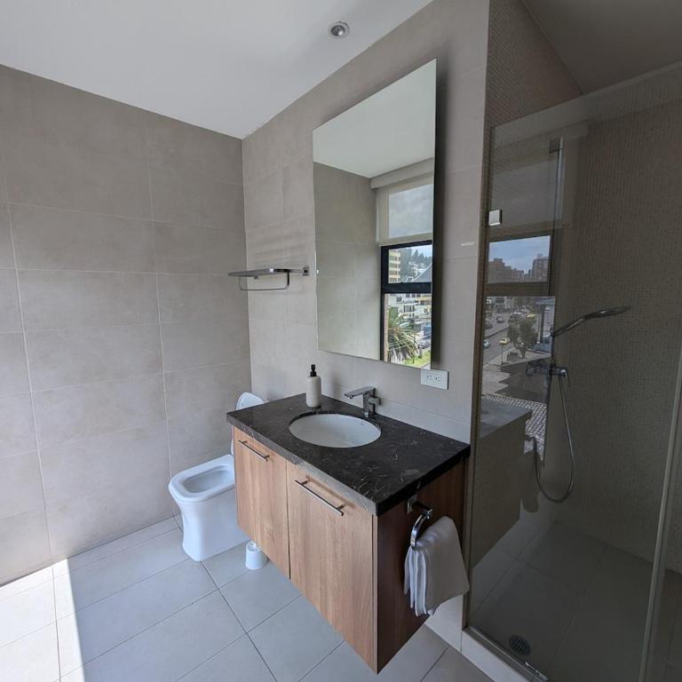 Modern apartment with pool at Recoleta Tower Quito - Apartamento de 3 dormitorios - 44