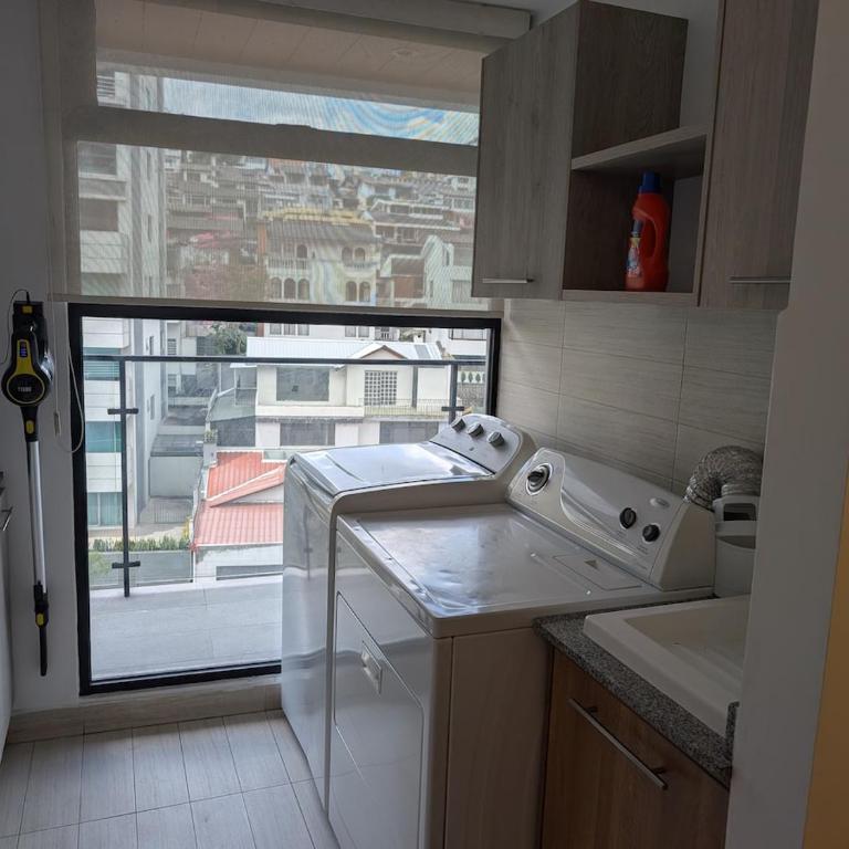 Modern apartment with pool at Recoleta Tower Quito - Apartamento de 3 dormitorios - 47