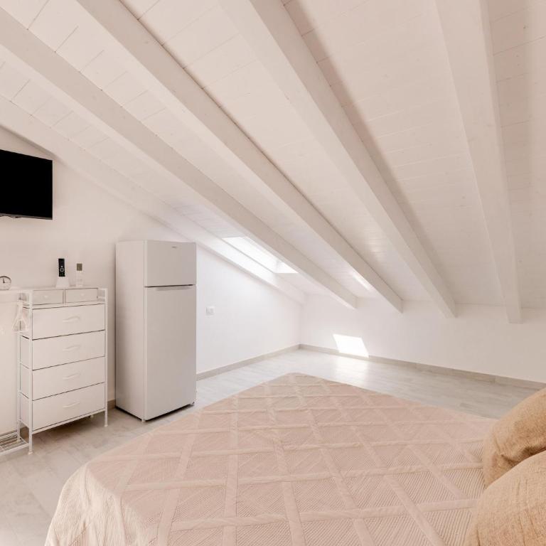 Brand new attic studio apartment, air conditioned - Appartamento - 21