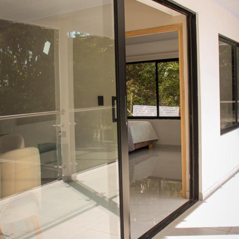 Casa de lujo con Jacuzzi privado para parejas - Casa con 1 dormitorio - 2