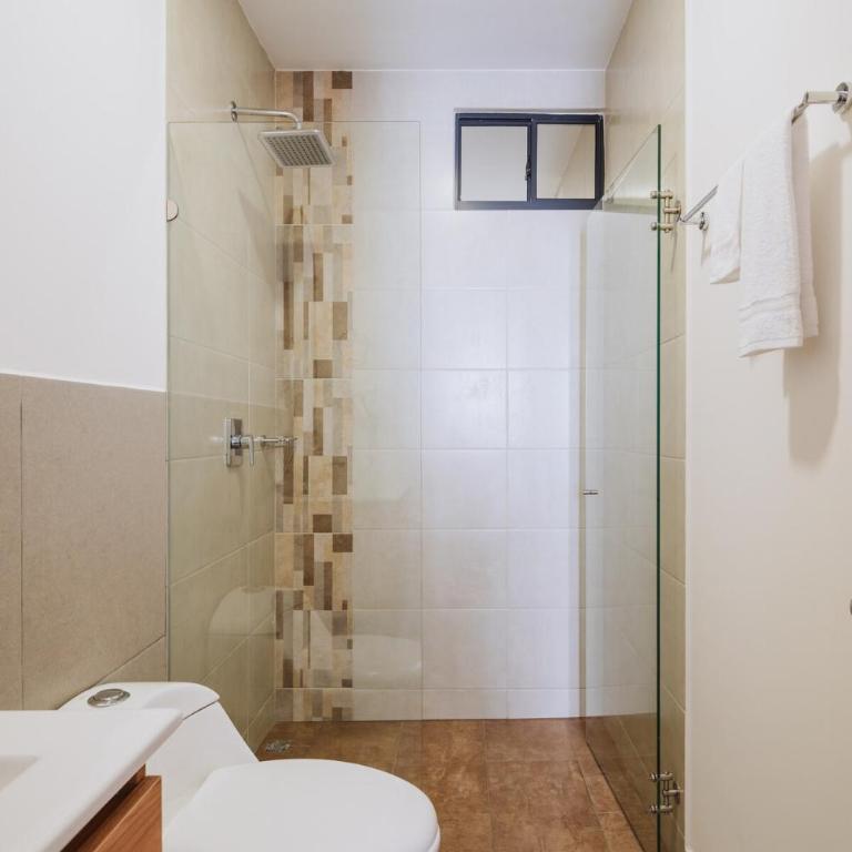 City View Loft with Coworking & 20th Floor Jacuzzi - One-Bedroom Apartment - 24