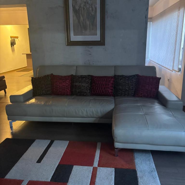 Alojamiento entero bien ubicado - Apartamento de 1 dormitorio - 1
