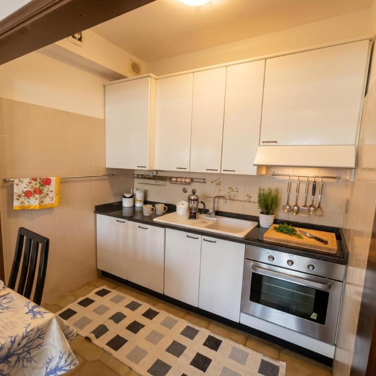 Appartamento Magenta - Apartment with Sunny Balcony - Happy Rentals - Apartment with Balcony - 5