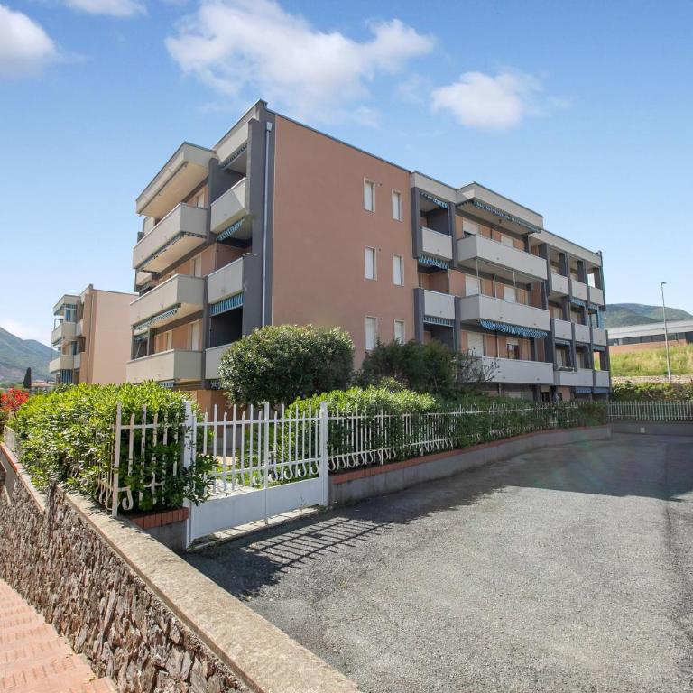 Appartamento Magenta - Apartment with Sunny Balcony - Happy Rentals - Apartment with Balcony - 10