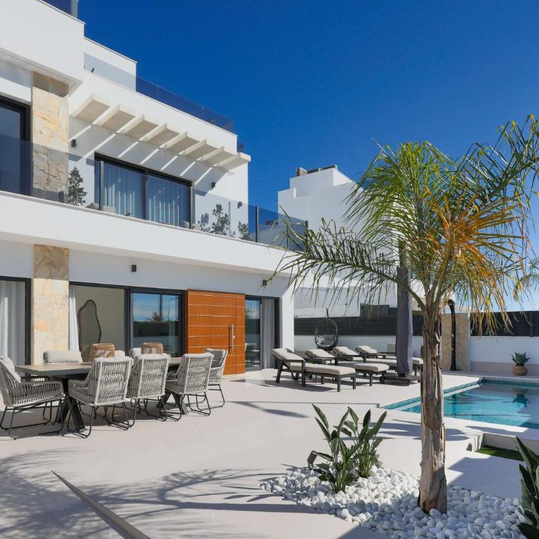 Villa Don Grosa - Luxury Family Retreat - Villa - 4