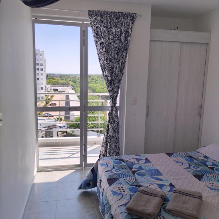 Apartamento con piscina y hermosa vista - Two-Bedroom Apartment - 5