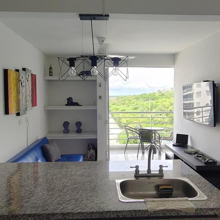 Apartamento con piscina y hermosa vista - Two-Bedroom Apartment - 14