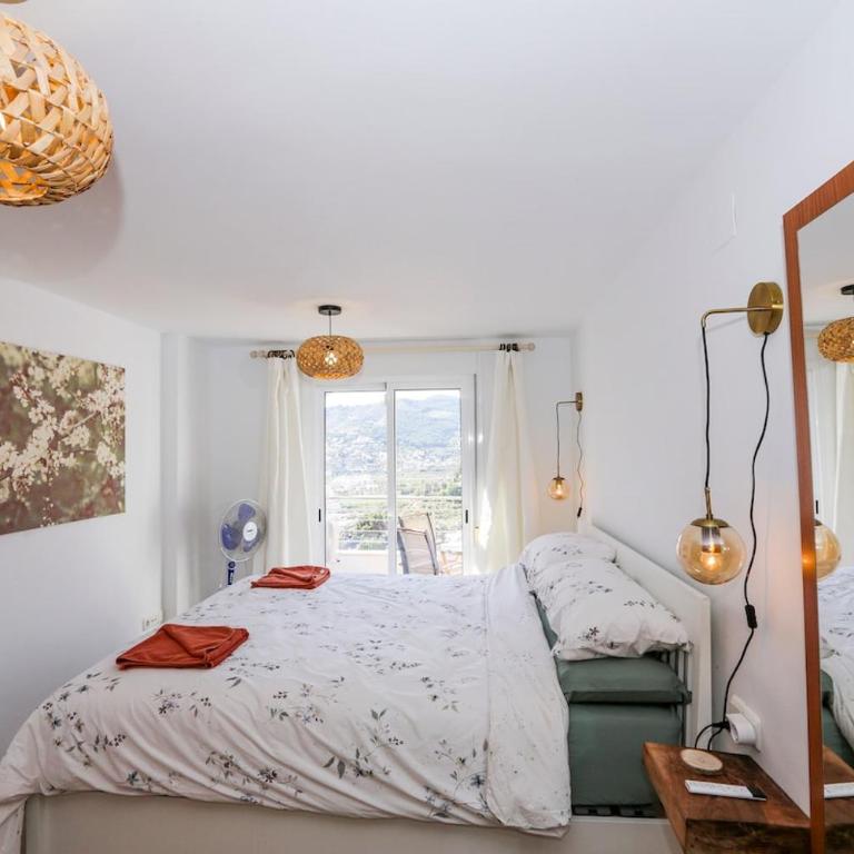 Mediterranean Dream with Sea Views, Parking & Pool - Three-Bedroom Apartment with Sea View - 41