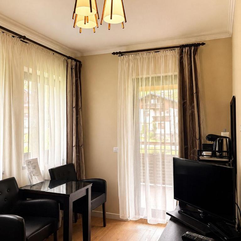 Transylvania Villa & Spa - Doppelzimmer mit Balkon - 3