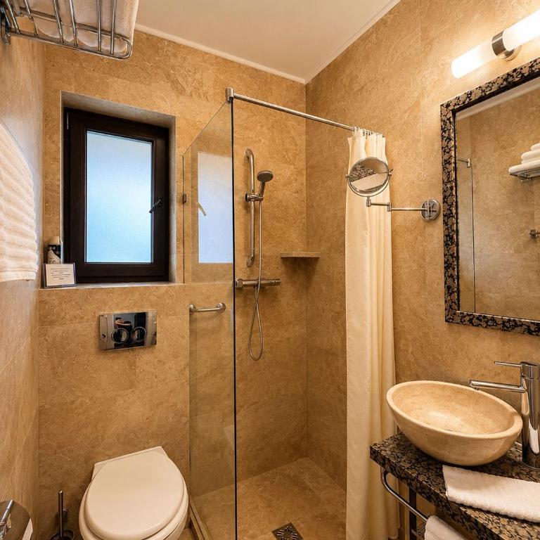 Transylvania Villa & Spa - Doppelzimmer mit Balkon - 5