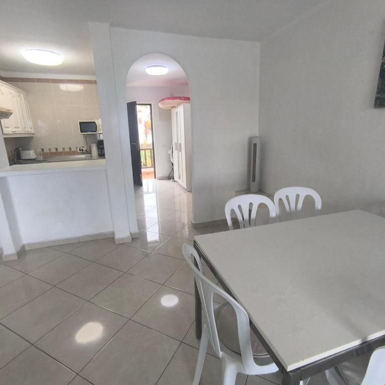 Paraíso Royal Apartment las Americas - Apartamento de 2 dormitorios con terraza - 8