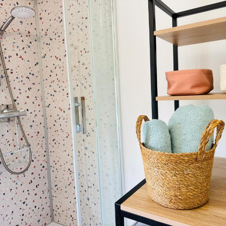 L'Émeraude Troyenne - Wifi & Lave linge - Paisible - Apartment mit 1 Schlafzimmer - 16