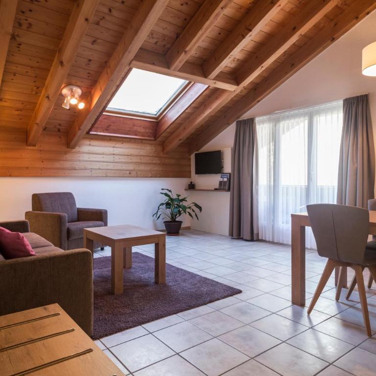 Patricia self-check-in Apartments & Spa Access at Alpen Resort - Apartment mit 1 Schlafzimmer und Balkon - 1