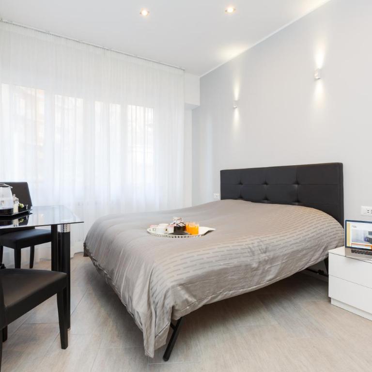 Domus Arena - Twin Room with Private Bathroom - 6