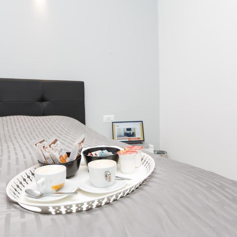 Domus Arena - Twin Room with Private Bathroom - 10