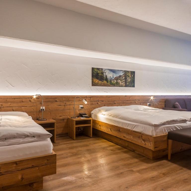 Zermatt Budget Rooms at Alpen Resort, Spa & Dining - Großes Dreibettzimmer - keine Aussicht - 4