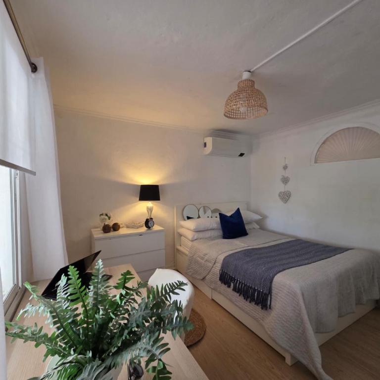 Finca La Cueva - Three-Bedroom House - 36