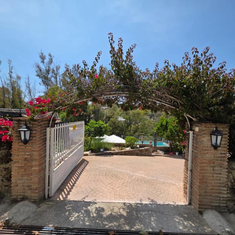 Finca La Cueva - Three-Bedroom House - 37