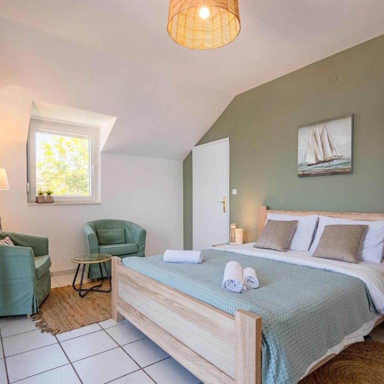 Cozy Home In Tivat With House A Panoramic View - Seven-Bedroom House - 16