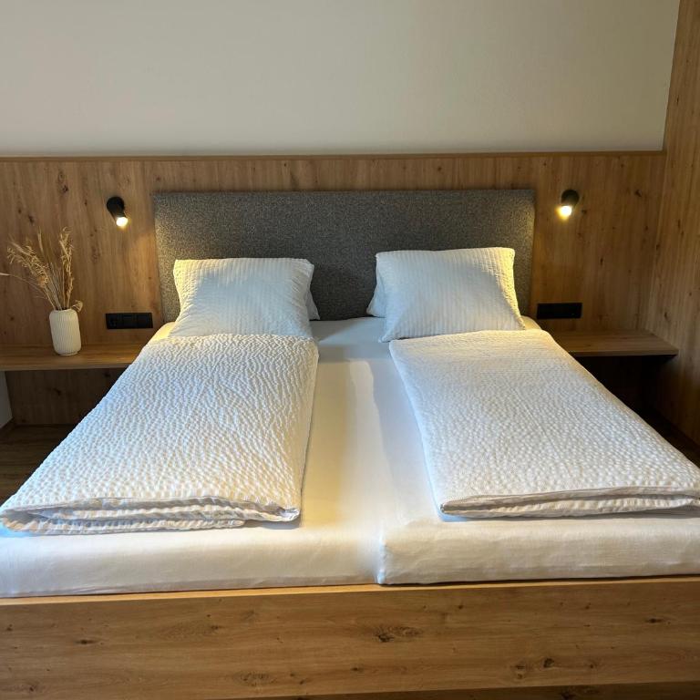 Gästehaus Wildauer - Two-Bedroom Apartment with Balcony - 19