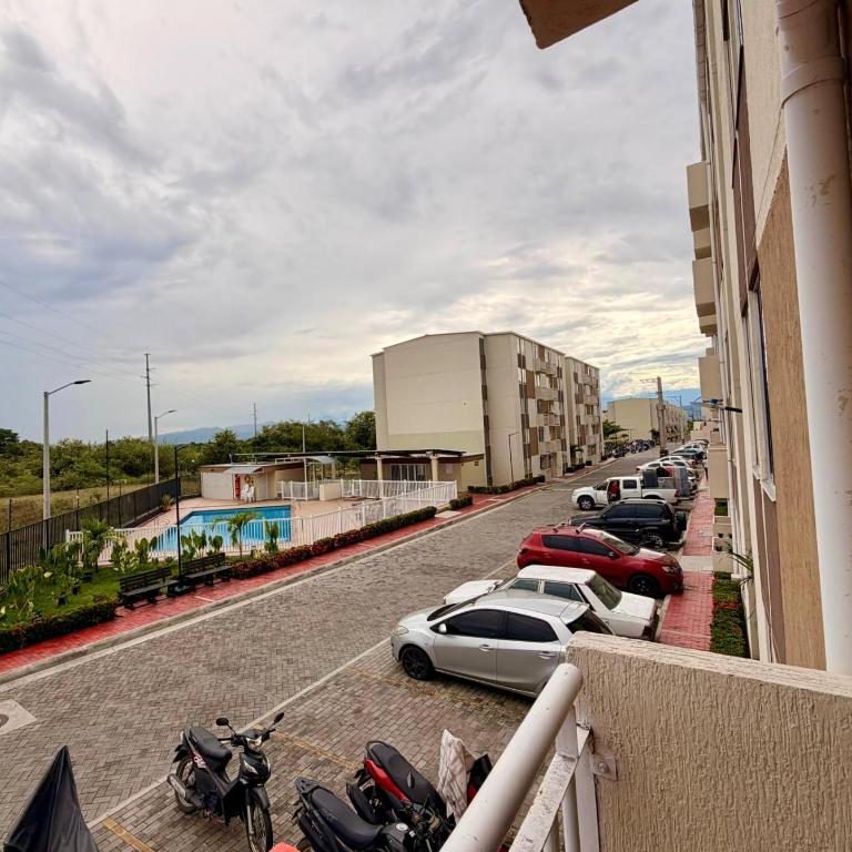 Moderno Apto con Piscina cerca al Centro comercial Unicentro - Apartamento de 3 dormitorios - 9