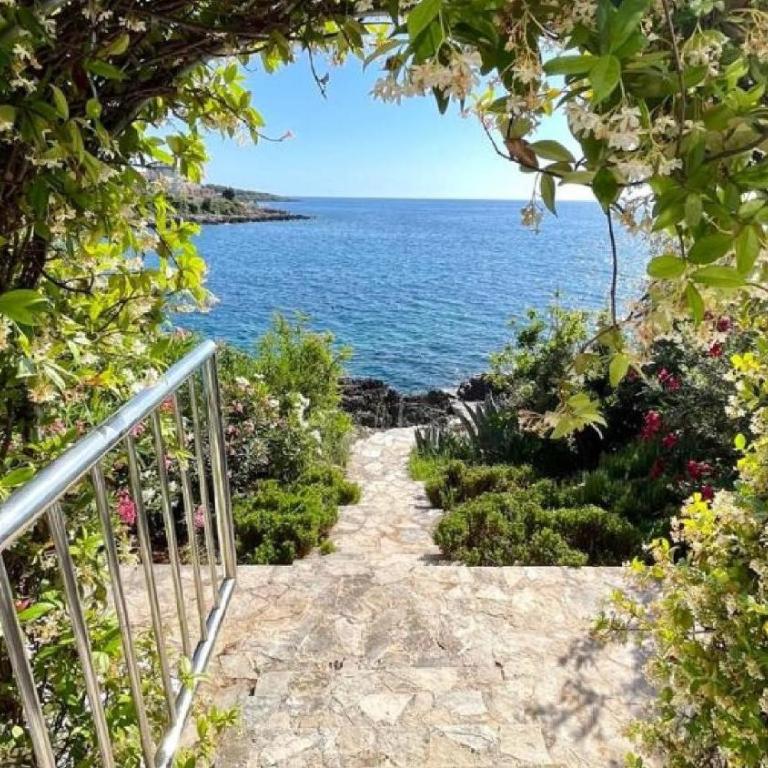 Vila Nadja SEAFRONT - Villa - 40