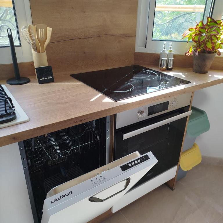 Cozy, bright, air-conditioned 2-room apartment with mezzanine & terrace - Appartamento con 1 Camera da Letto - 12
