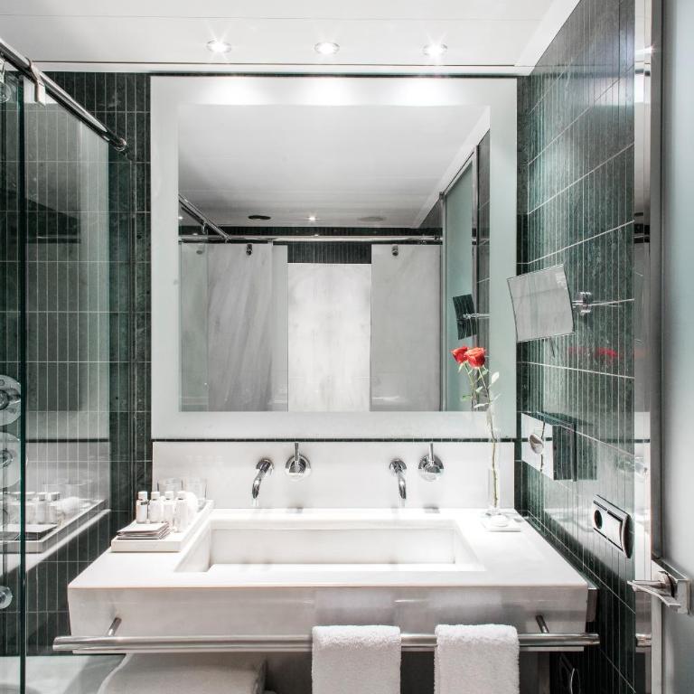 Hotel Urban, a Small Luxury Hotel of the World - Habitación Doble Deluxe Superior - 1 o 2 camas - 3