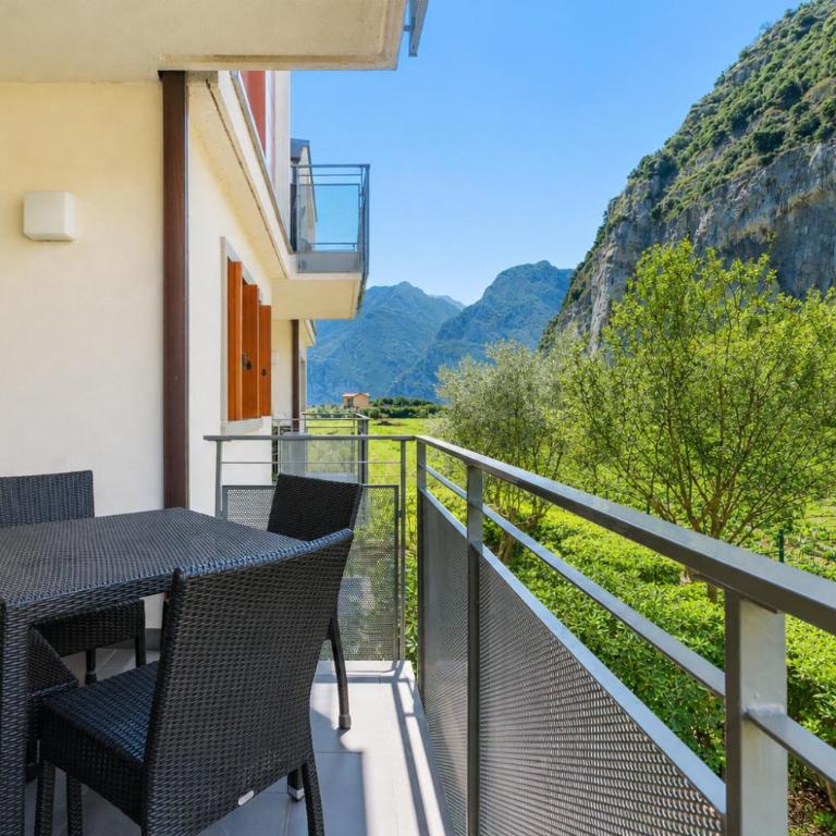 Garda App - Alice - One-Bedroom Apartment with Terrace - 2