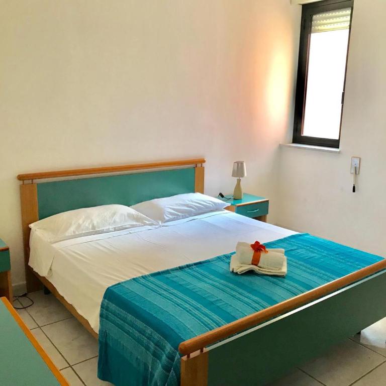 Appartamenti Vacanze Mare - Appartamento Deluxe con 2 Camere da Letto e Balcone - 8