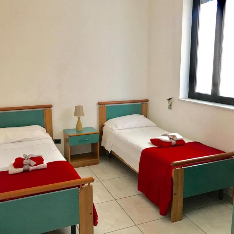 Appartamenti Vacanze Mare - Appartamento Deluxe con 2 Camere da Letto e Balcone - 5