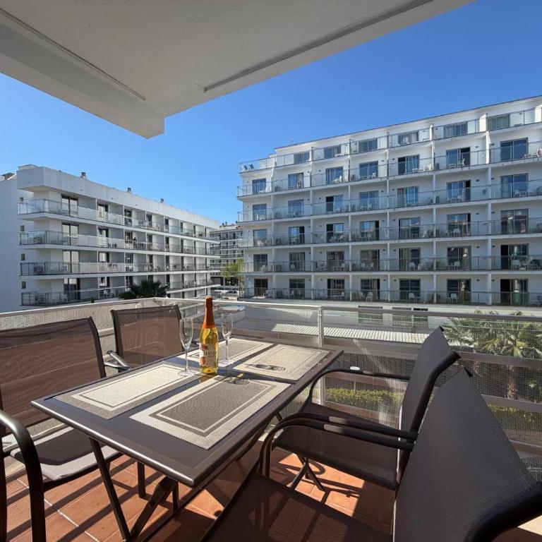 Tropical Salou - Apartamento de 2 dormitorios - 1