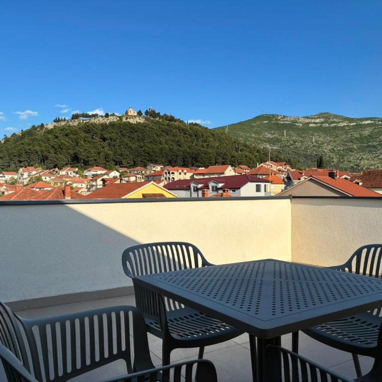 VILA PERLA - Penthaus Apartman - 2