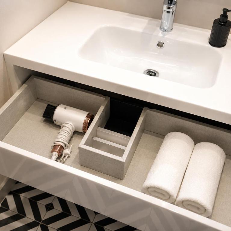 Madrid Río Suites - Apartment - 15
