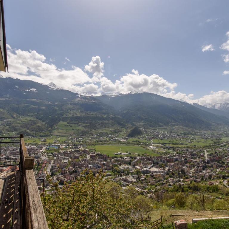 Maison Panoramique - Beautiful view in Aosta - Appartamento con 3 Camere da Letto e Vista Montagna - 32