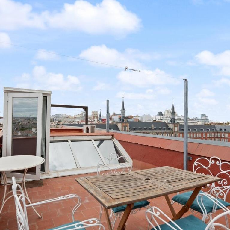 Flat in the Plaza Mayor - Two-Bedroom Apartment - 3